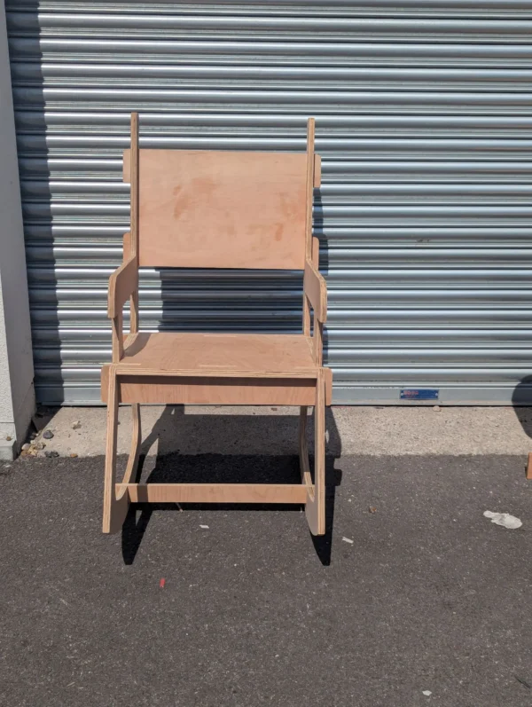 Adult rocking chair made in Bristol using structural hardwood plywood. Comfortable, Quick assembly, flat pack. Sustainable.