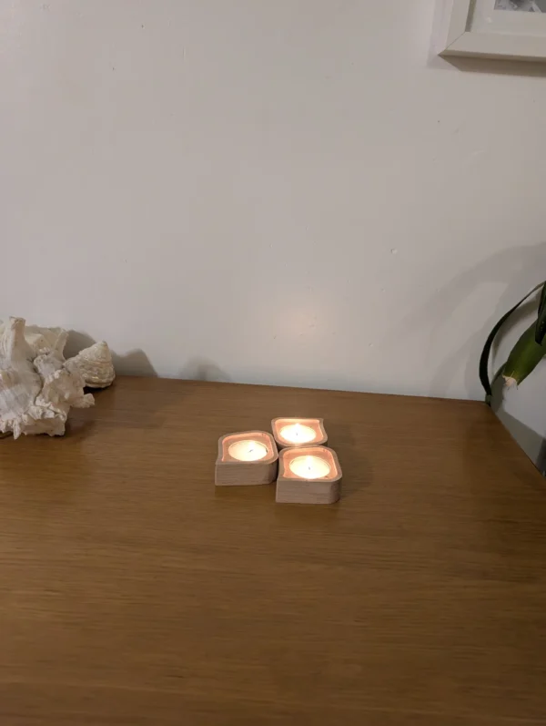 Tea light holder from sustainable material crafted in Bristol - Image 9